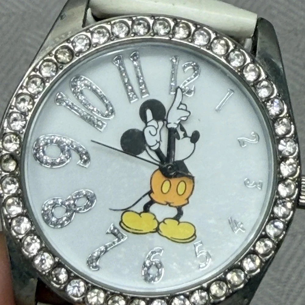 Disney Parks Womens Watch White Dial White Leather Strap Mickey Quartz